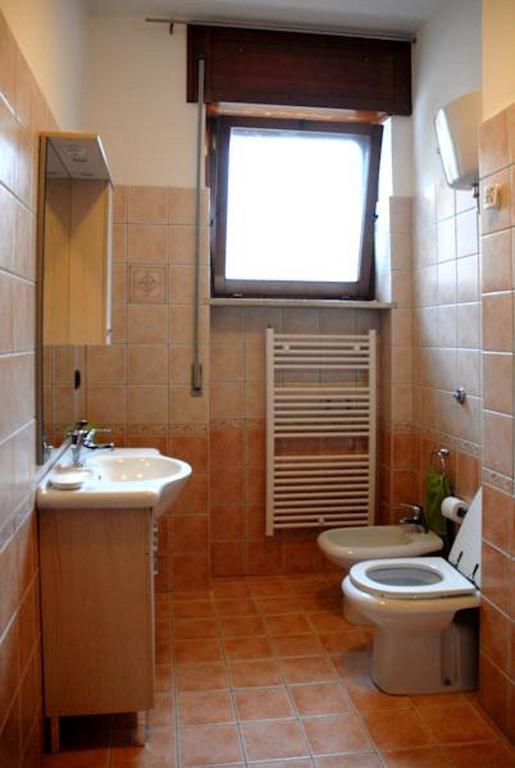 B&B Manzoni Lecce Bagian luar foto